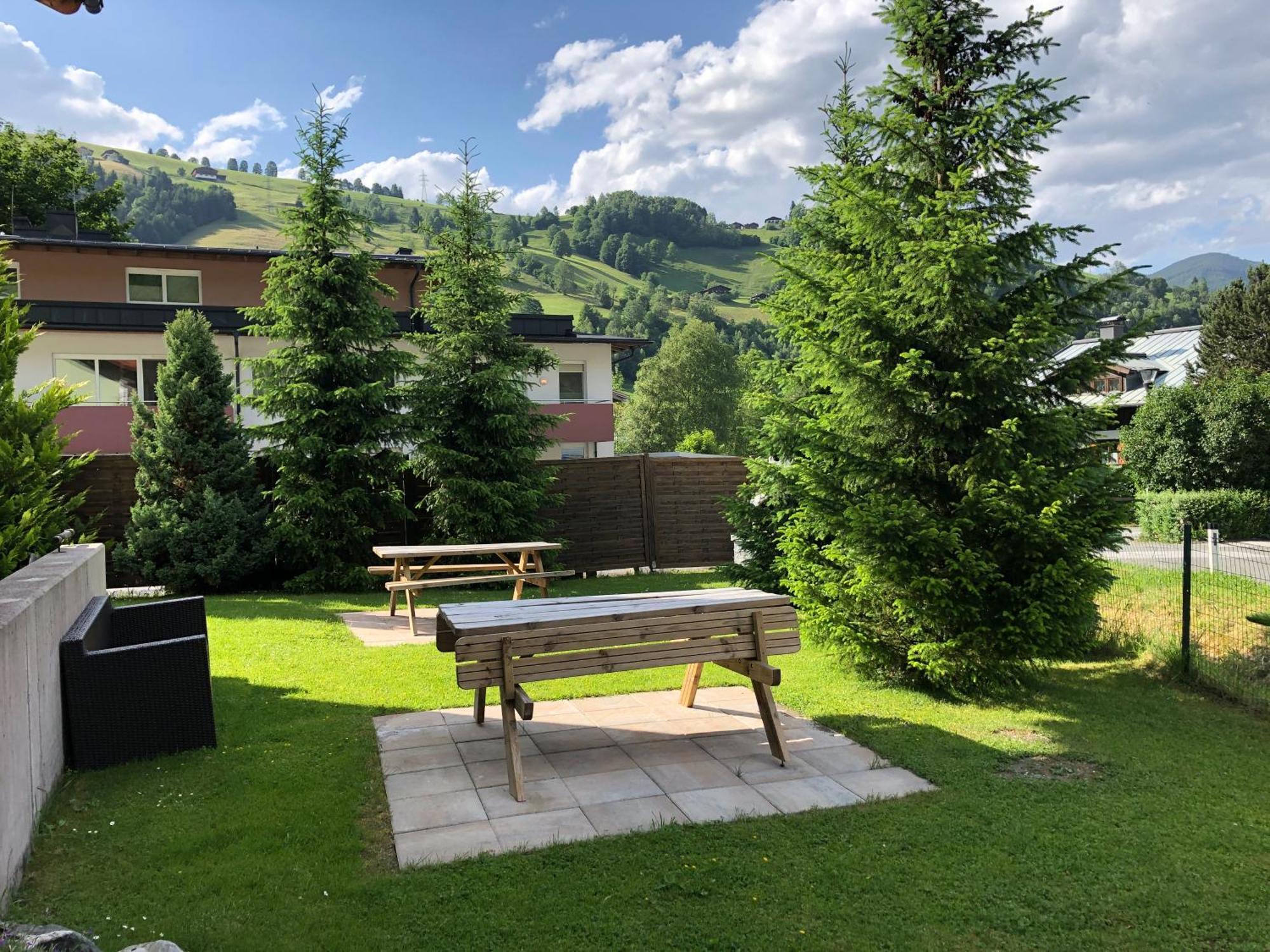 Familienappartements Eder - Free Entry To Tauern Spa Kaprun Included エクステリア 写真